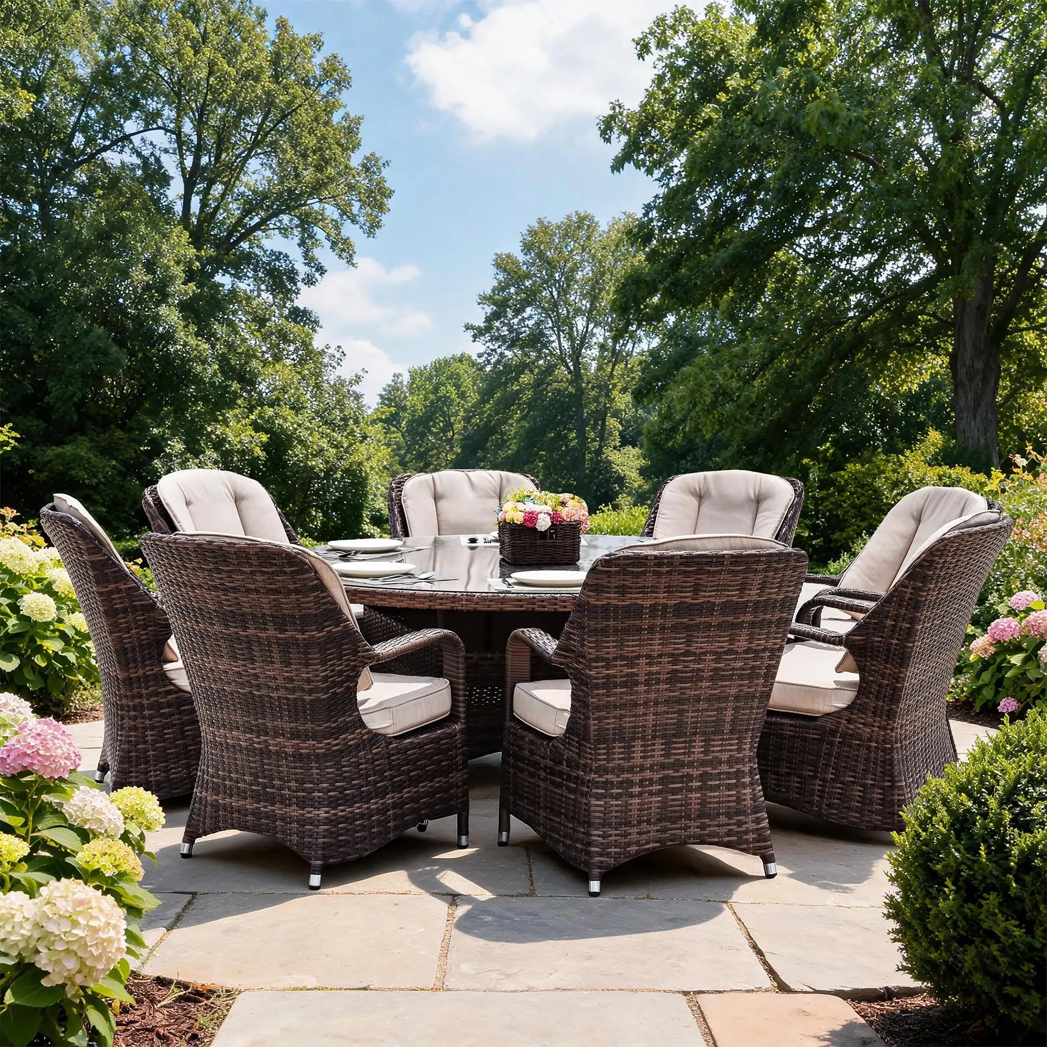 Direct Wicker Parma 8-Seat Outdoor Dining Set: The Smart Choice for Elegant Outdoor Dining with PE Rattan