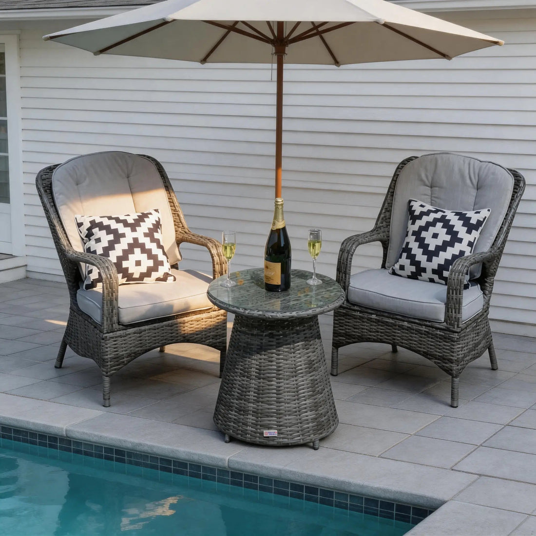 The Finest Relaxation Set With A Coffee Table For Small Spaces! - Direct Wicker