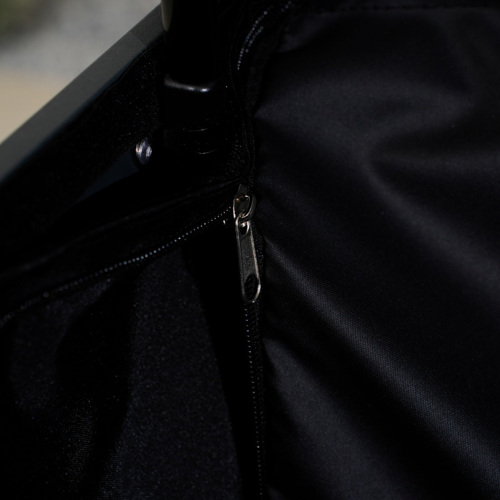 175 Gallon Capacity Numa - Style Small Aluminium Storage Box (PJB - A1470 - GR - BM) - Direct Wicker